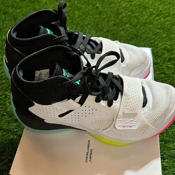 Nike Jordan Zion 2 Shoes
