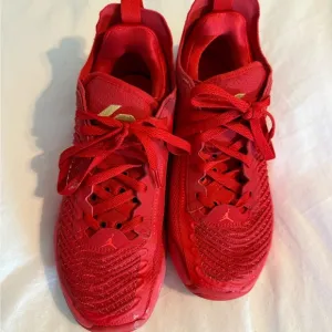 Nike Jordan’s Luka doncic Red basketball shoes 5
