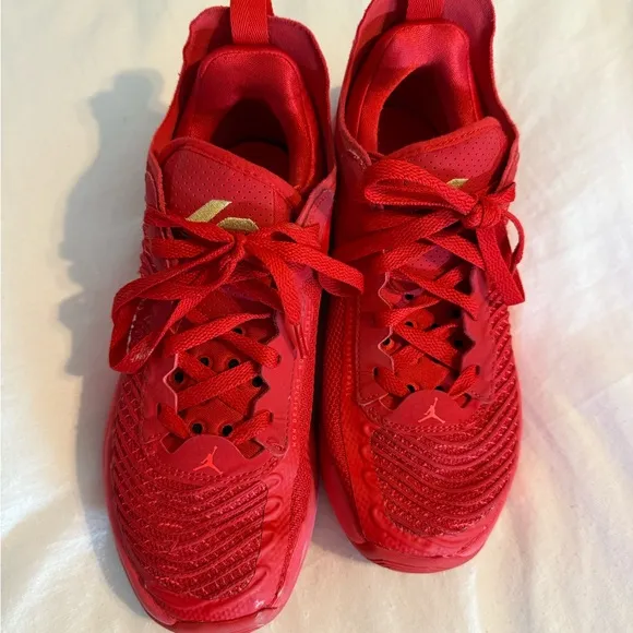 Nike Jordan’s Luka doncic Red basketball shoes 5