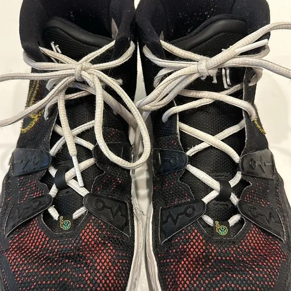 Nike Kyrie 7 Rayguns Basketball Shoes, Youth 7