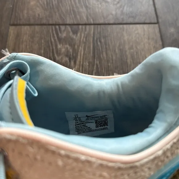 Nike LeBron 20 UNKNWN Message in a Bottle - Size 11 - Only Used 2x - GREAT Shoe