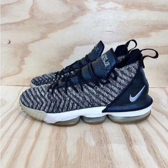 Nike - Lebron James 16 -Basketball Shoes - Black/Gray -Men's - 11.5 - BQ3177-002