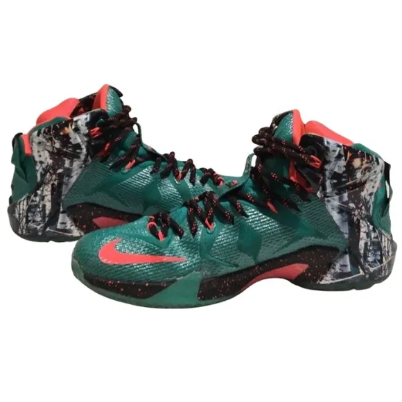 Nike LeBron XII Size 8 1/2