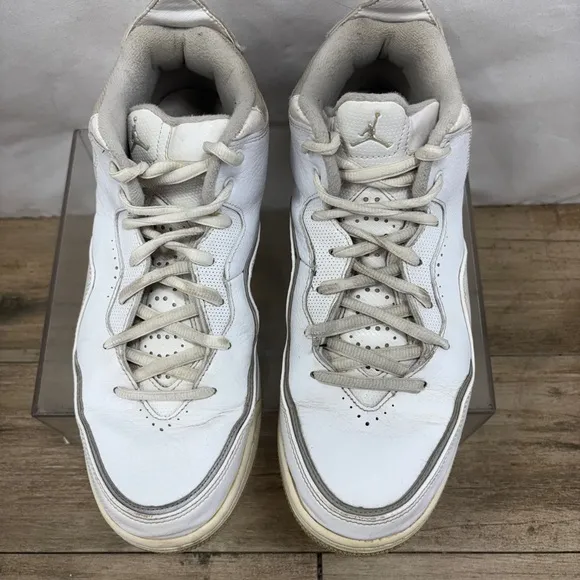 Nike Mens Air Jordan Courtside 453980-103 White Basketball Shoes Sneakers Sz 11