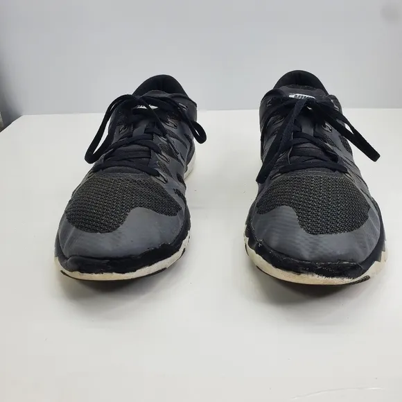 Nike Men's Free Trainer 5.0 Size 9.5 Shoes 719922-010 Black White