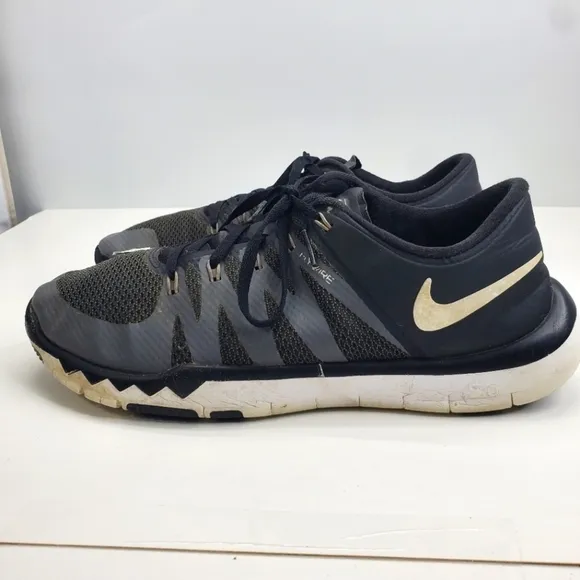 Nike Men's Free Trainer 5.0 Size 9.5 Shoes 719922-010 Black White