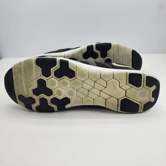 Nike Men's Free Trainer 5.0 Size 9.5 Shoes 719922-010 Black White