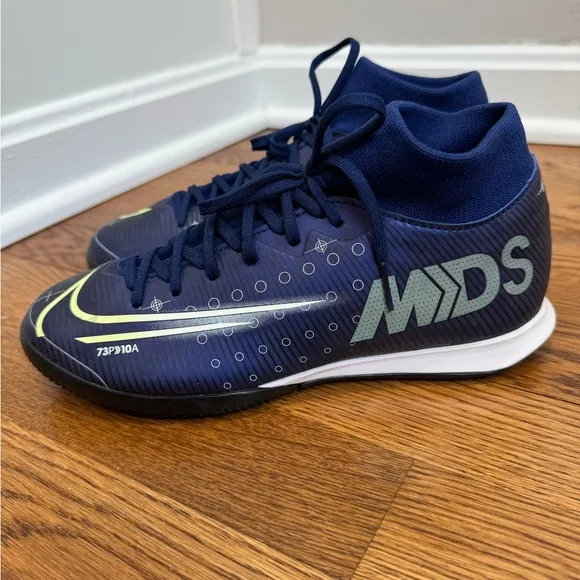 Nike Mercurial Superfly 7 Academy MDS IC Indoor Soccer Shoes, size 5Y
