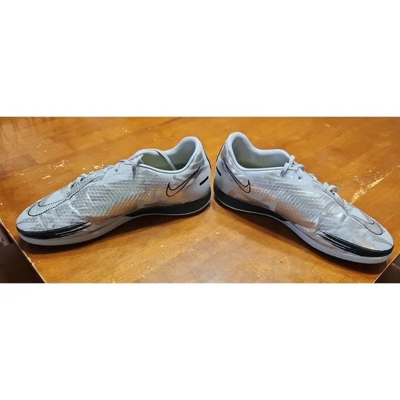 Nike phantom scorpion indoor soccer shoes