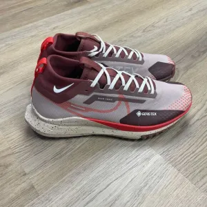 Nike React Pegasus Trail 4 Mens 11.5 Red GTX Hiking Outdoor Camping Low Top