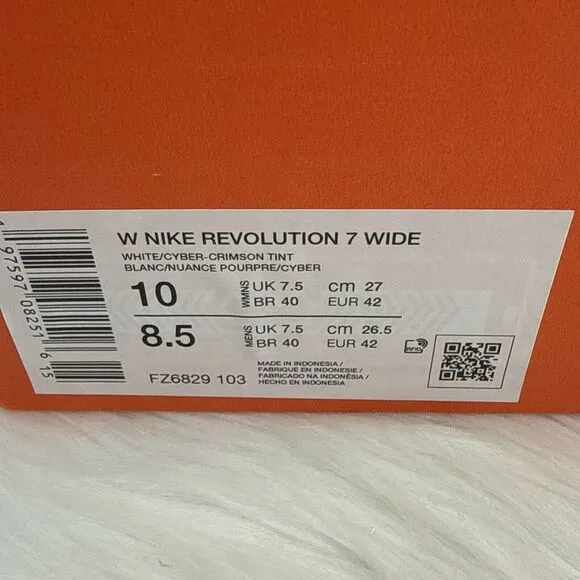Nike Revolution 7 Women's Size 10 Wide White Athletic Running Shoes FZ6829 103