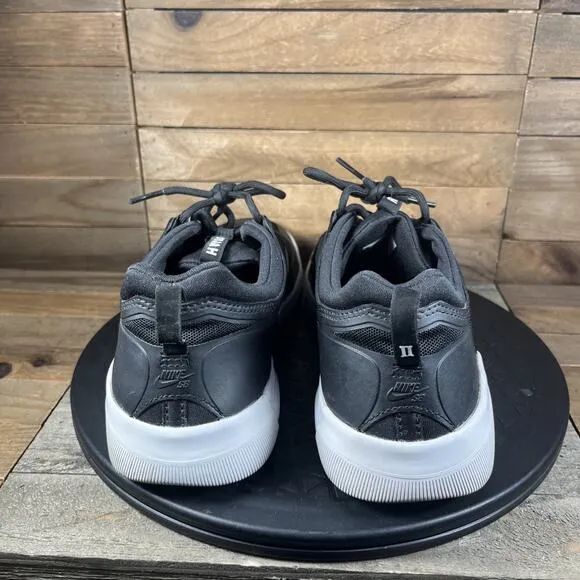 Nike SB Nyjah Free 2 Black Men's Shoes Size 9.5 Athletic Sneakers BV2078-001