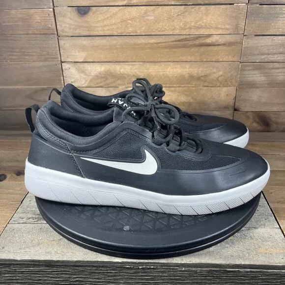 Nike SB Nyjah Free 2 Black Men's Shoes Size 9.5 Athletic Sneakers BV2078-001
