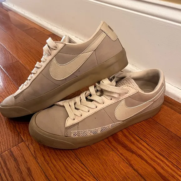 Nike SB Zoom Blazer Low QS khaki