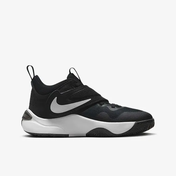 NIKE Team Hustle D 11 Big Kids' Basketball Shoes Black &amp; White Size 7Y NEW