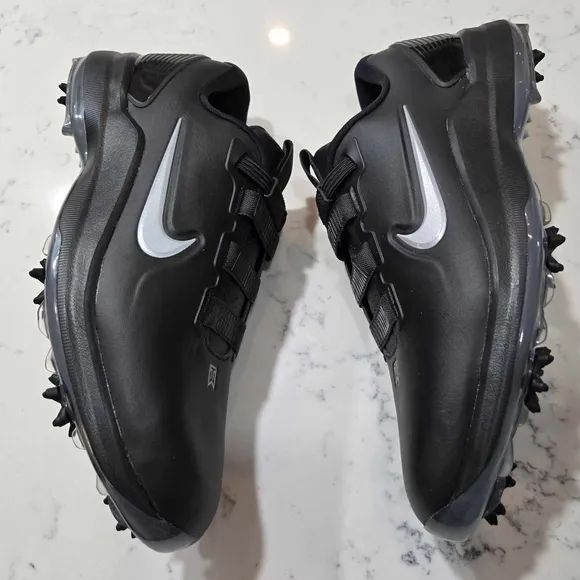 Nike Tiger Woods Golf Spiked Black Shoes New