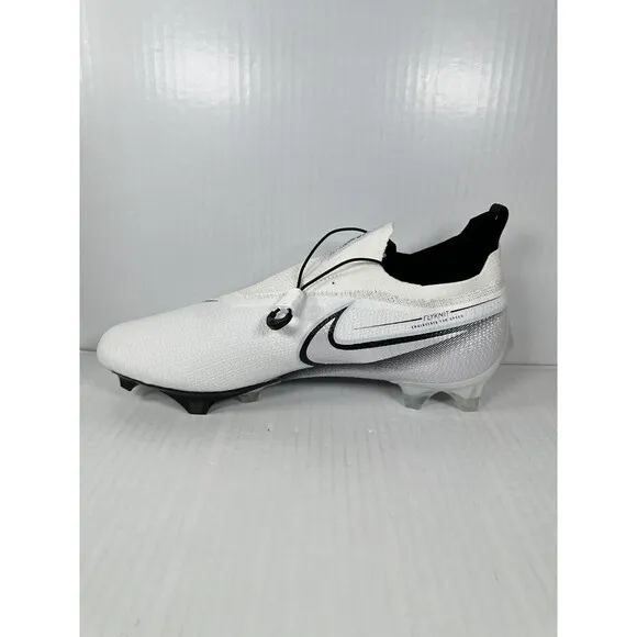 Nike Vapor Edge Elite 360 Flyknit Mens Size 14 Wide Football Cleats CV6317-100