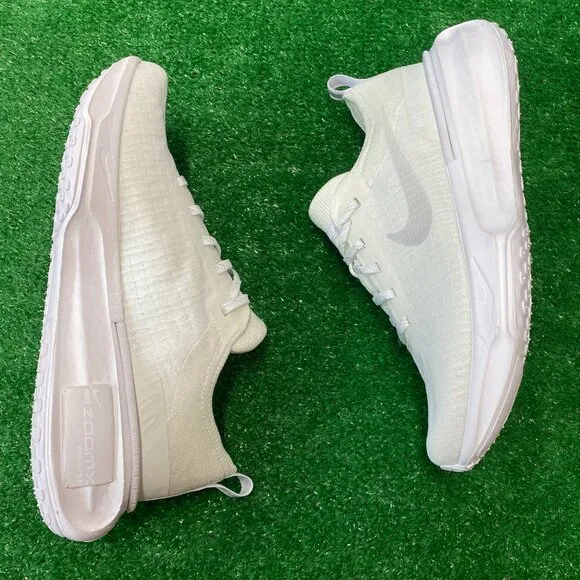 Nike ZoomX Invincible 3 Extra Wide Womens Shoes White FN7997-100 VNDS Sz 10