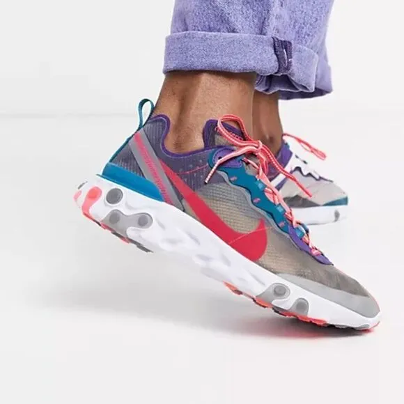 Nike React Element 87 Size 13.  B80