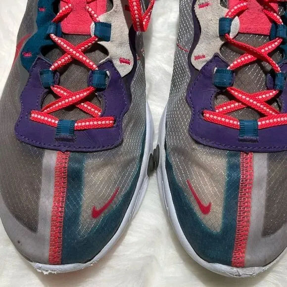 Nike React Element 87 Size 13.  B80