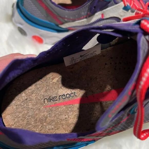 Nike React Element 87 Size 13.  B80