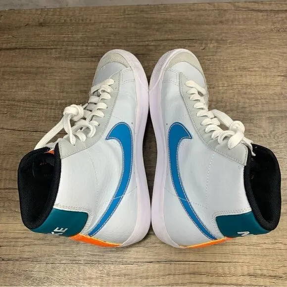 Nike~Youth~Blazer Mid 77 GS White/Blue/Orange Shoes~Size 4.5Y