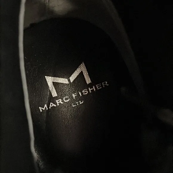 NWOB $315 Marc Fisher LTD Mlizuma Combat Boots