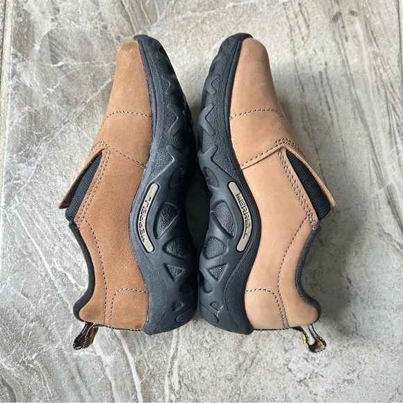 NWOB Merrell Toddler Jungle Moc Brown Nubuck Leather Slip On Shoes, Size 10