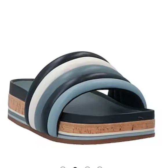 NWOB Tory Burch Sandals