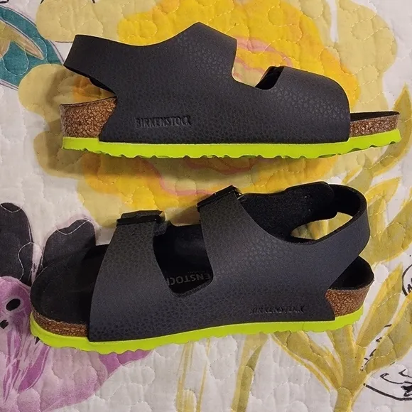 NWOT Birkenstock Milano Kids Sandals