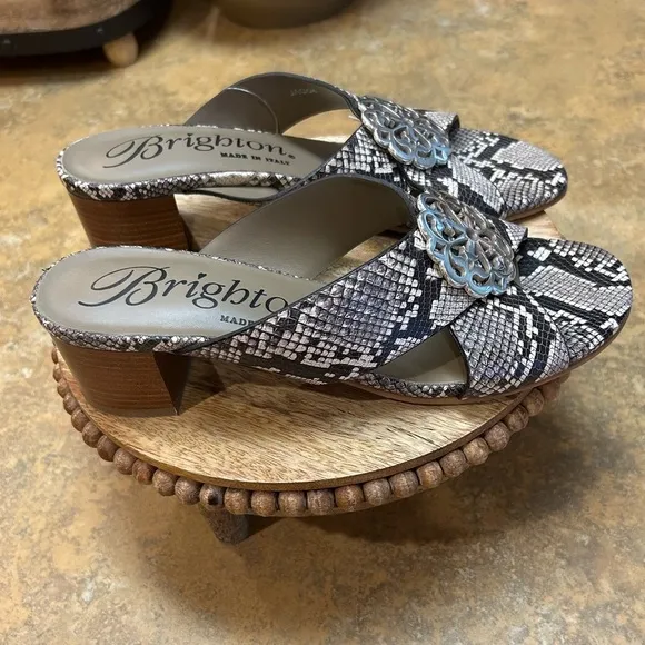 NWOT Brighton Ferrara Alison Snake Print Women's Sandals