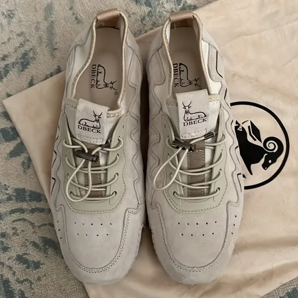 NWT DBECK Shoes