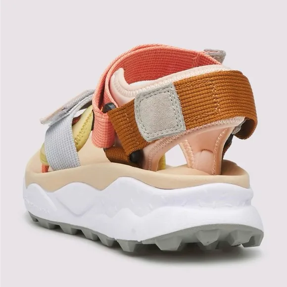 NWT Flower Mountain NAZCA 2 WOMANSuede &amp; technical fabric sandals Beige-Salmon