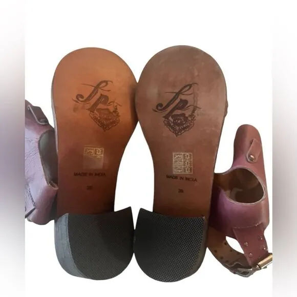 NWT Free People Happiness Sandals
