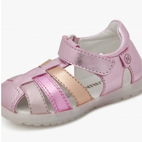NWT NATURINO SEE Half-closed laminated leather sandals in Pink