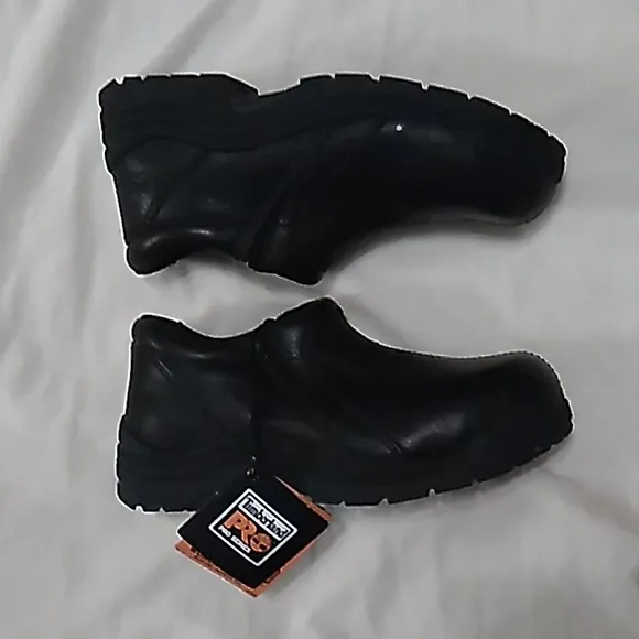 NWT women's Timberland Titan power fit safety toe shoes size 6