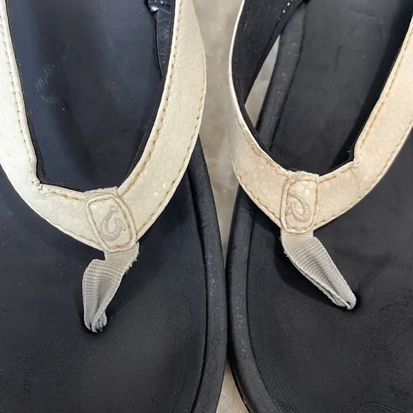 Olukai sandals