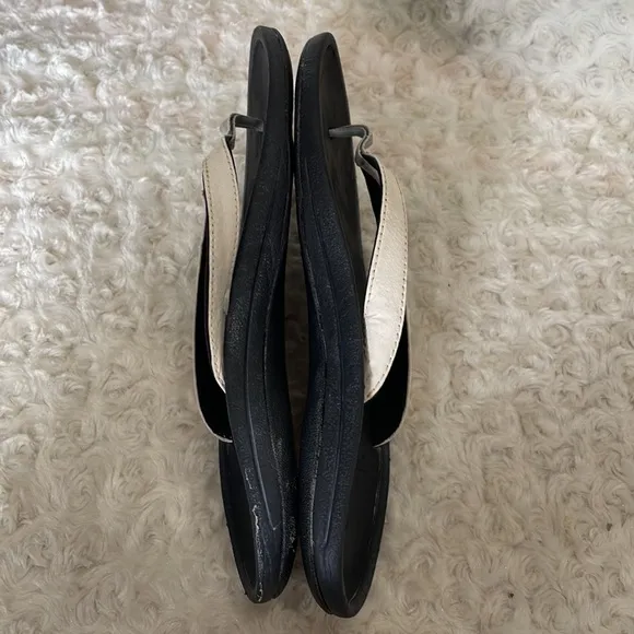 Olukai sandals