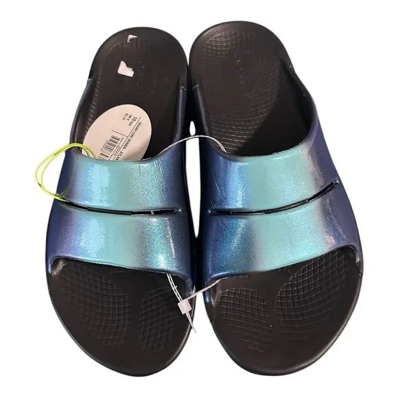 OOFOS OOAHH Luxe Atlantis Women's Sandals - Blue and Black 10
