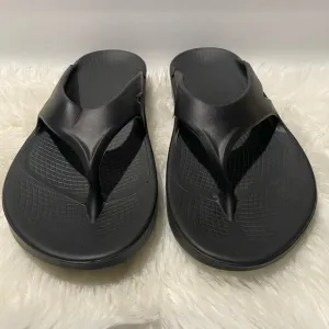 OOFOS Sandals