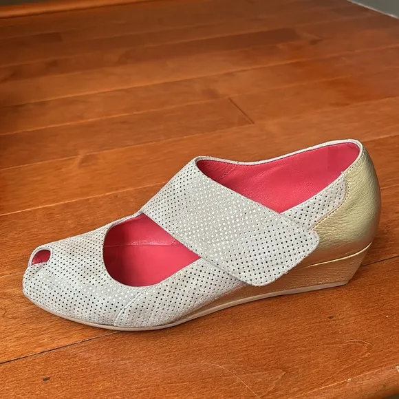 Pas De Rouge Franca Women's Beige Shoes Made In Italy Size…36.5