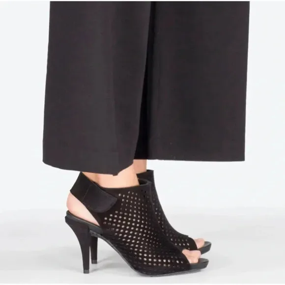 Pedro Garcia Yinon 'Perfed' Low Rider Bootie Heel Black Size 9