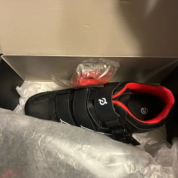 Peloton Men size 9 Black Cycling Shoes