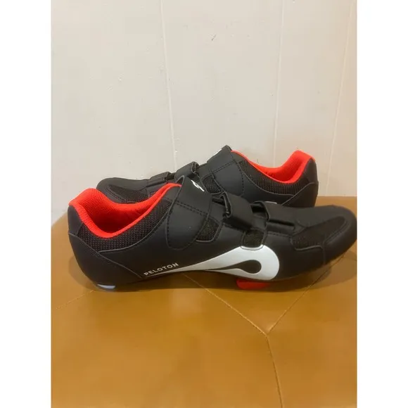 Peloton Mens Cycling Shoes Indoor Exercise ClipIn Black Red White Size 45 US 11