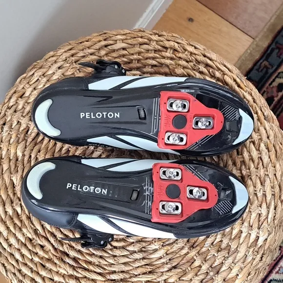 Peloton Unisex Cycling/Spin Shoes Black/Red/White‎ Delta Clips Sz. 39/8W