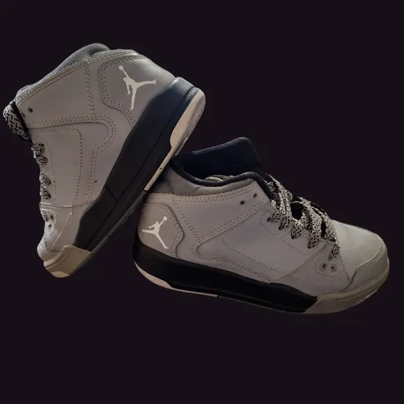Pre-Owned Jordan Flight Origin 3 BG Big Kid's Shoes 11c Gray