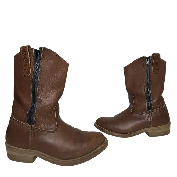 Red Wing Shoes Pecos Nailseat Boots 1155 Size 9EEE Triple Wide