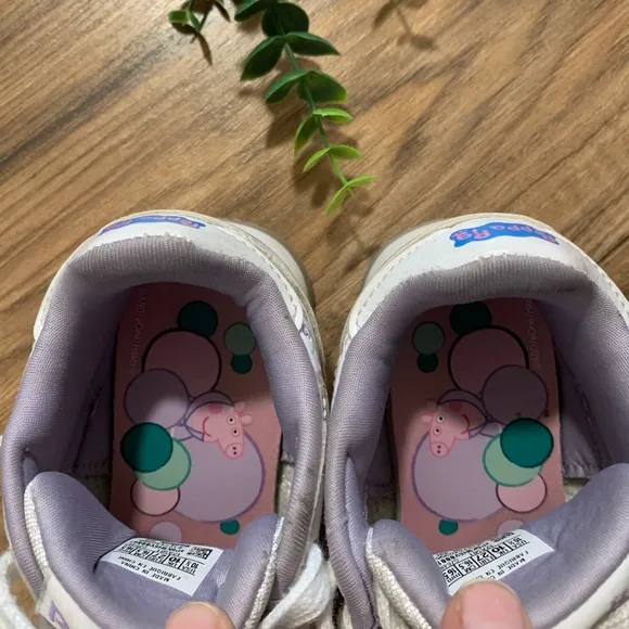 Reebok Peppa Pig Club Kids Trainers Pink Shoes Size 10.5