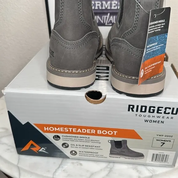 Ridgecut Homesteader Waterproof Chelsea Gray Boots,SZ 7M chore,farm,work,outdoor
