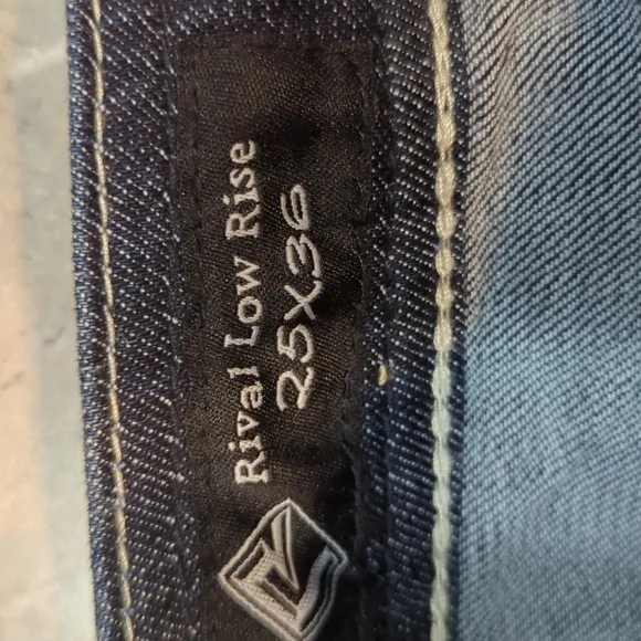ROCK &amp; ROLL Cowgirl &quot;Rival Low Rise&quot; bootcut denim rodeo jeans sz 25x36L Tall